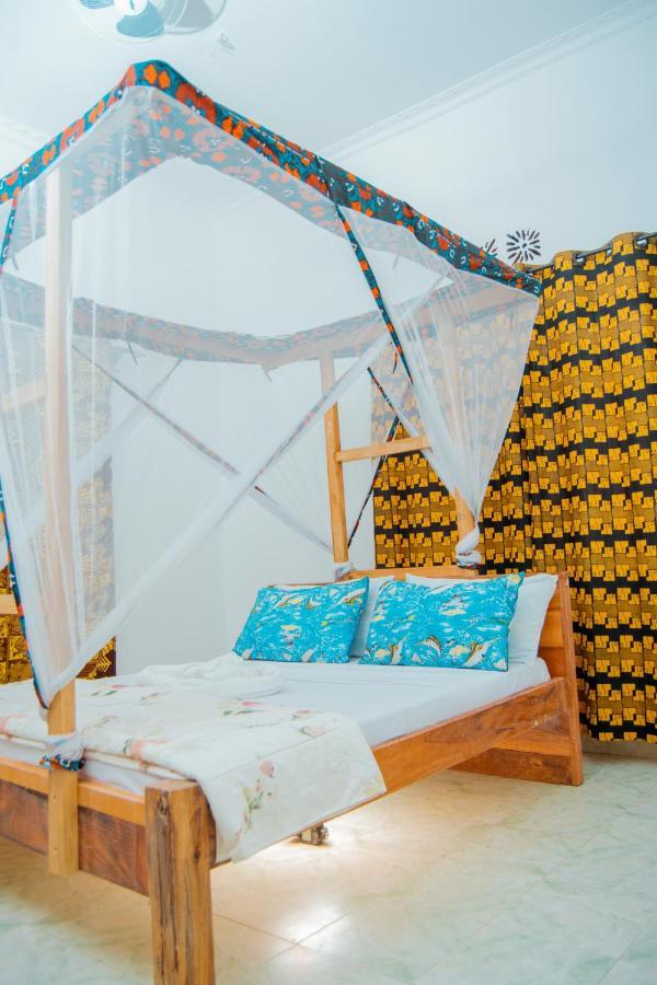 The Belle View Inn Bed & Breakfast Moshi Bagian luar foto