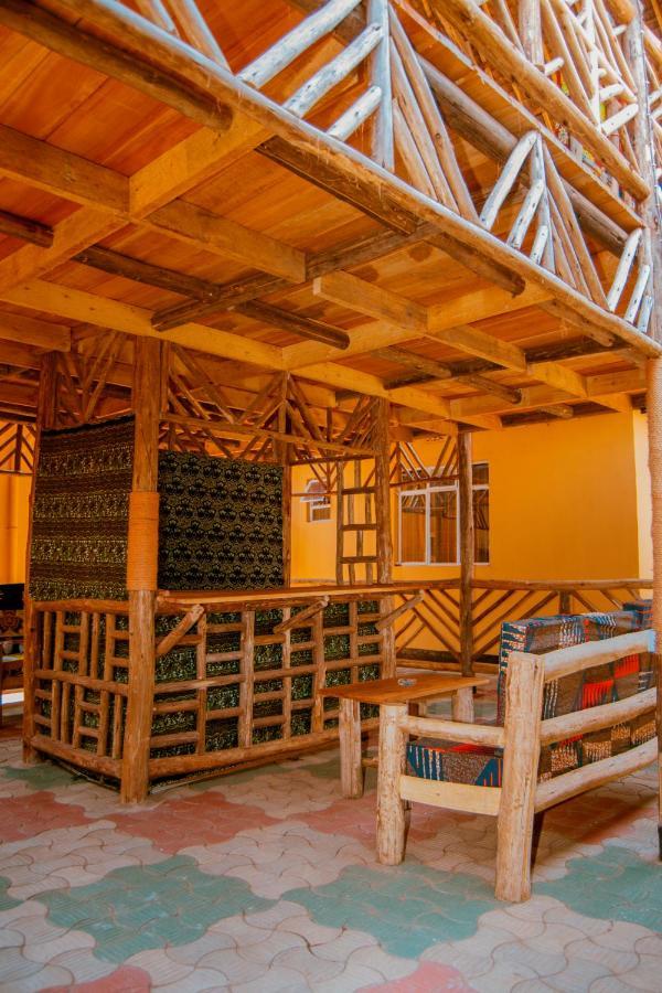 The Belle View Inn Bed & Breakfast Moshi Bagian luar foto